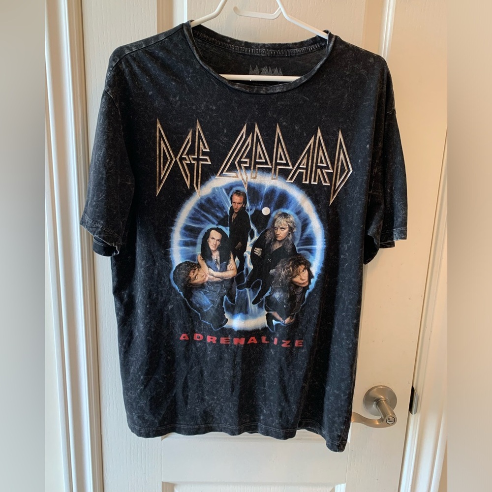 DEF LEPPARD BAND T-SHIRT